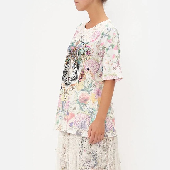 Camilla Oversize Band Tee
Queens Bee Hive size S - Picture 4 of 11